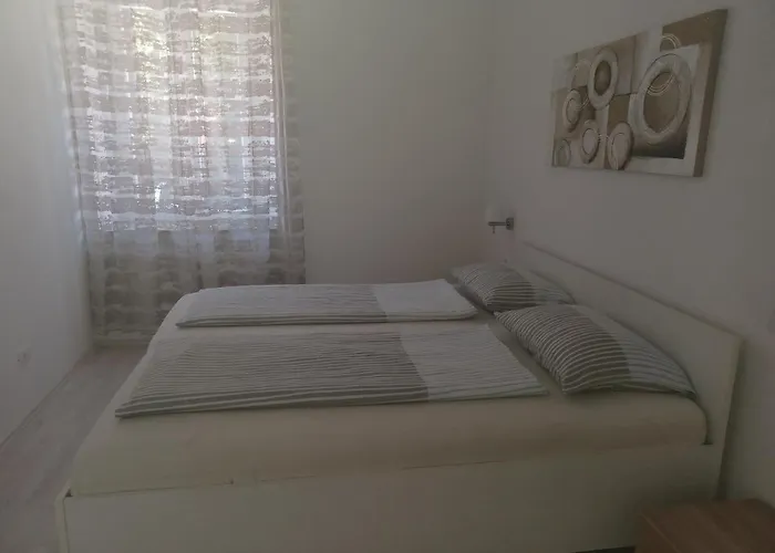 Apartman Val 1